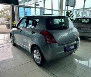 Suzuki Swift 1.3i Club - 2