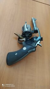 Revolver ZKR 590 Grand výrobca ČZ kaliber 22lr - 2