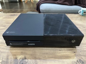 Herná konzola XBOX ONE 1TB Black bez príslušenstva - 2