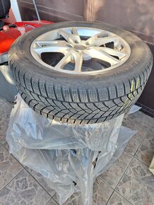 zimné Goodyear 235/55 R18 104H - 2