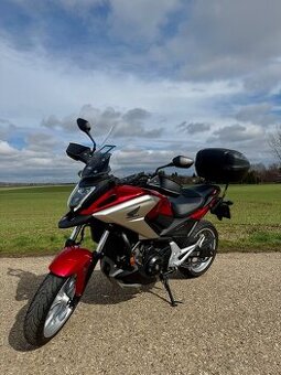 Honda NC 750 X (2016) - 2