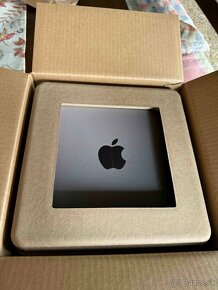 MAC MINI 2018 ,3,2 GHz 6- jadrovy i7, 32 GB RAM - 2