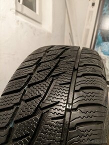 Predám zimné pneumatiky Matador 205/60R15 - 2