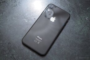 Apple iPhone XR 64GB Space Grey - 2