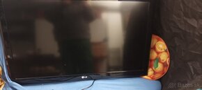 Predam led tv LG 42LD552 ZC nie smart - 2