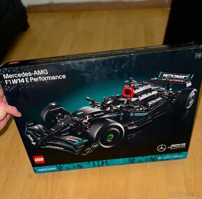 LEGO Technic 42171 Mercedes-AMG F1 W14 E Performance - 2