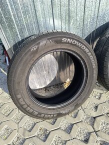 Zimné pneu 215/65 R17 99W - 2