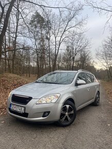 Kia Ceed 1.6 benzin 92 kW - 2