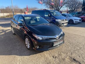 Toyota Auris 1.6 I D-4D S S Active - 2