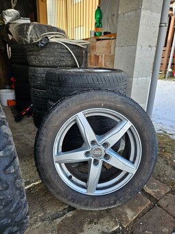 Audi A6 pneu 225/55 R17 - 2