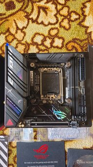 Asus ROG B660-I + RAM 16GB DDR5 CL30 6000MHz - 2