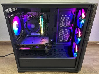 PREDÁM HERNÝ PC - R5 5600, RTX 2060S 8GB, 16GB DDR4, SSD,HDD - 2