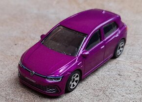 Matchbox VW Golf MK8 - 2