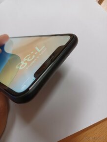 Predám alebo vymením krásny Iphone Xr - ešte je v záruke rok - 2