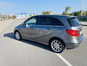 Mercedes B trieda 220 CDI BlueEFFICIENCY - 2