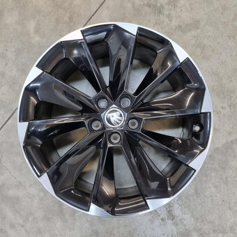 Škoda Supernova hliníkové disky 5x112 R19 ET44 - 2