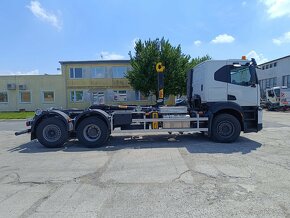 Iveco X-WAY 6x2 s nosičem kontejneru Hyvalift TITAN 22-60-SK - 2