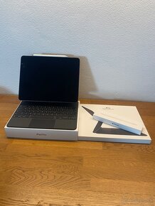 iPad Pro 12,9 5th gen. 256GB + Magic Keyboard + Pencil - 2