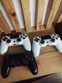 Ps4 slim 500gb , 3x ovladac , 8x hra - 2