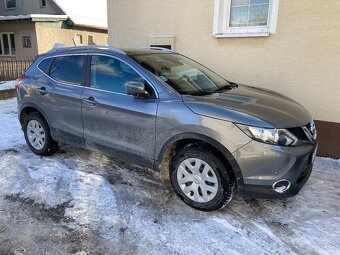 Predám Nissan Qashqai 1.6 benzín 120 kw- 6st manuál - 2