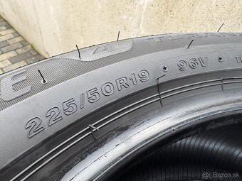 Bridgestone TURANZA 225/50 R19 96V - 2