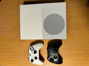 XBOX One S + Hry + Ovládač - 2