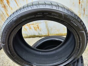 Letné pneu = 285/40 ZR22 = BRIDGESTONE = 2ks - 2