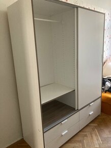 šatníková skriňa IKEA - 2