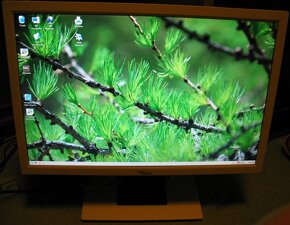 22" LCD monitory Fujitsu Siemens ScenicView B22W-5 - 2