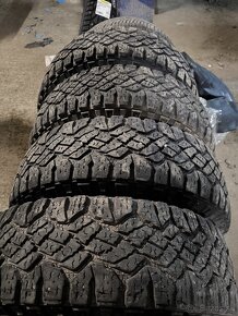 Goodyear Wrangler 235/75 r15 - 2