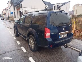 Nissan Pathfinder 2.5 DCi XE - 2