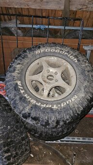 BFGoodrich Mud-Terrain T/A 31x10 r15 - 2