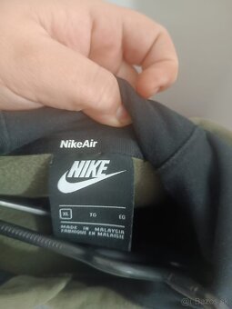 Predám Mikinu Nike veľkosť XL - 2