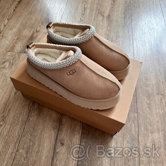 UGG TAZZ SAND - 2