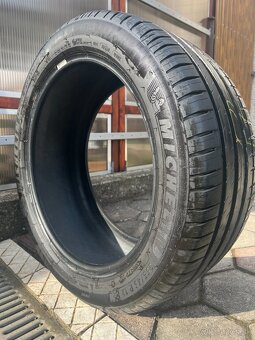 Pneumatiky Michelin R19 - Hankook R19 - 2