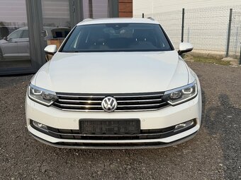 Volkswagen Passat Variant 1.5 TSI Business DSG + WEBASTO - 2