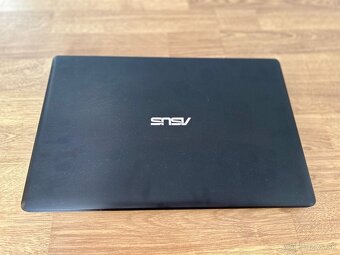 Asus notebook - 2