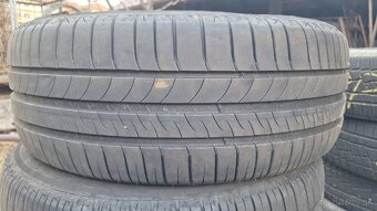 205/55R16 - 2