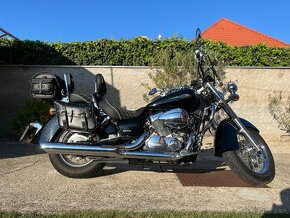 Honda Shadow VT750C - 2