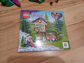 Lego Friends Domček v lese

 - 2