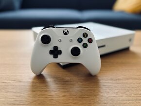 XBOX ONE S 1 TB - 2