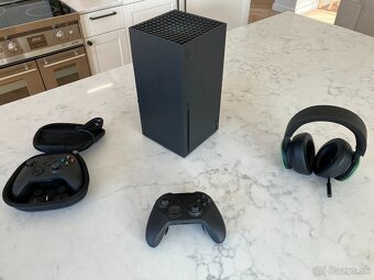 Xbox Series X + sluchadla + Elite 2 ovladac + standardny ovl - 2