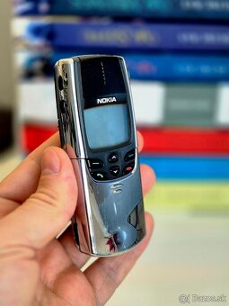 NOKIA 8810 CHROME TOP STAV / SLOVENSKÝ + ČESKÝ JAZYK - 2