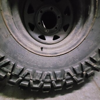 Maxxis creepy crawler 37x12.5r16 - 2