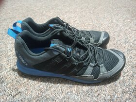 ADIDAS TERREX SOLO CM7657 modre 42 2/3 - 2