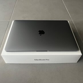 MacBook Pro 13" 2019, i5, 8GB RAM, 250GB SSD, SpaceGrey - 2