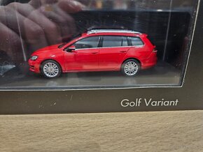 Volkswagen Golf,KIA Sportage - 2