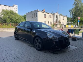 Alfa romeo giulietta - 2