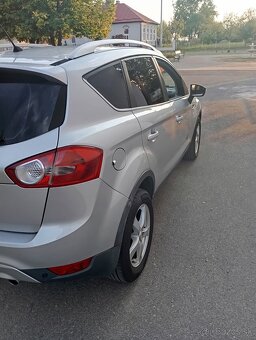 Ford Kuga. - 2