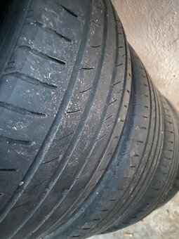 235/40 r18 - 2